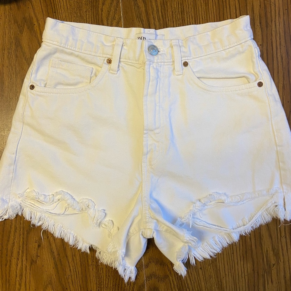 Zara White High Waisted Denim Shorts